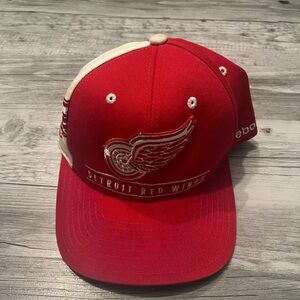 Vintage Reebok Detroit Red Wings SnapBack Hat